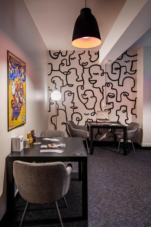 Boston Fenway Inn By Found מראה חיצוני תמונה